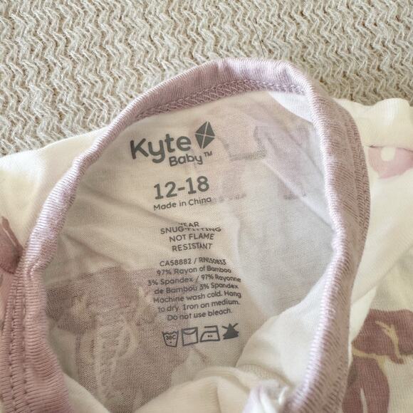 Kyte Baby White Purple Elephant Print Zip Up Romper Sleeper 12-18 Months Bamboo - Picture 2 of 4